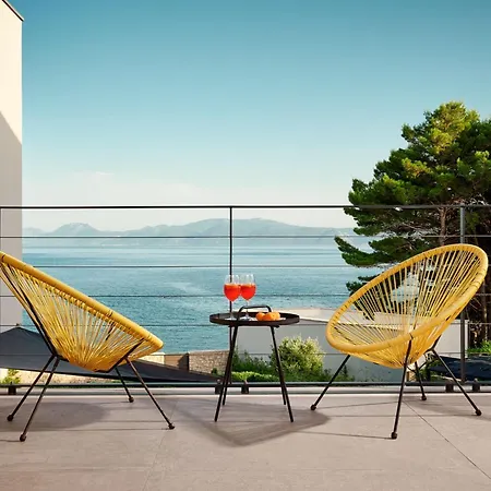 Katina Vikendica Sucuraj