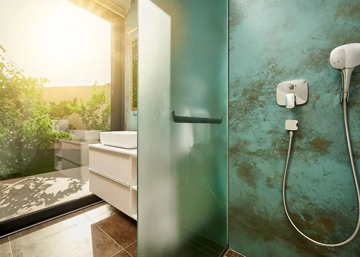 Katina Vikendica Sucuraj